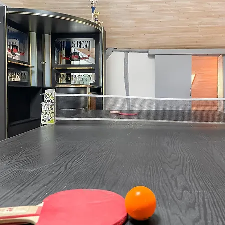 A Avec Piscine, Billard, Ping Pong 度假居